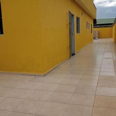 Casa Na Praia Com Piscina Em Itanhaem Bagian luar foto