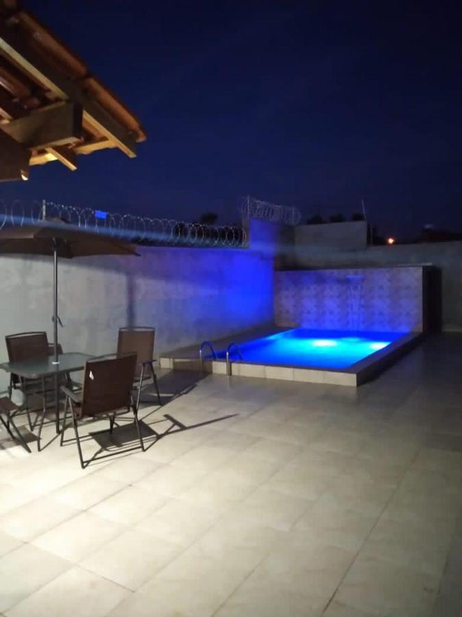 Casa Na Praia Com Piscina Em Itanhaem Bagian luar foto