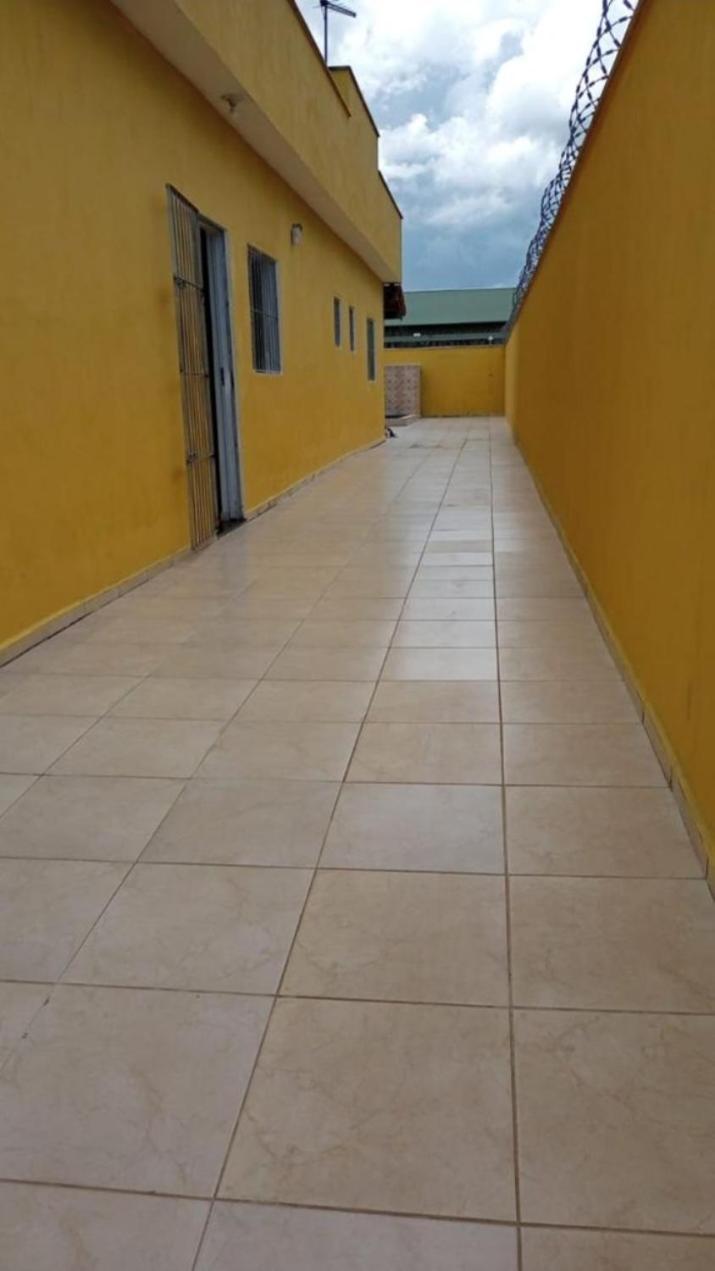 Casa Na Praia Com Piscina Em Itanhaem Bagian luar foto